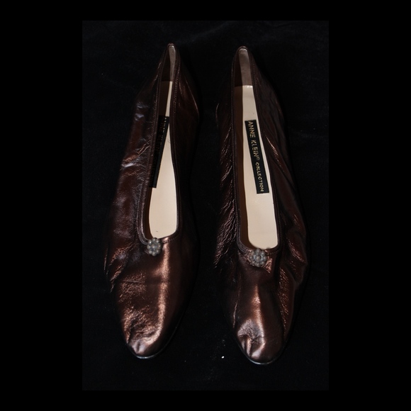 Anne Klein Metallic Silver Flats - Picture 5 of 6